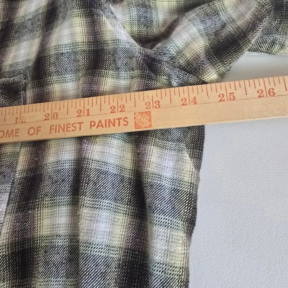 Flyshacker Plaid Flannel Shirt Men’s Large Grunge Outdoorsy Cozy Layering XL